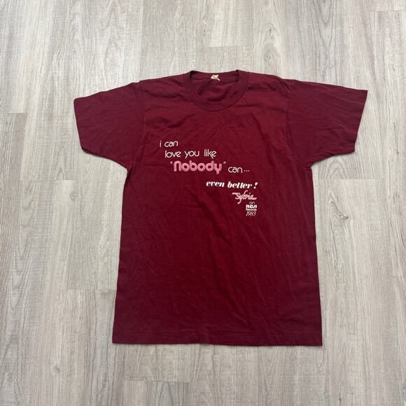 Vintage Just Sylvia I Can Love You Like Nobody Can Shirt Large Red 1983 Western - Picture 1 of 8